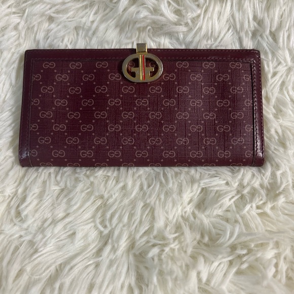 Gucci Burgundy Wallet with Gold Accent - Picture 1 of 11
